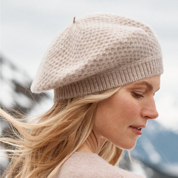 NWT Garnet Hill Cashmere Beret - Picture 1 of 10
